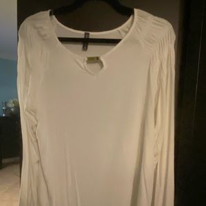 ruched long sleeve top and keyhole accent